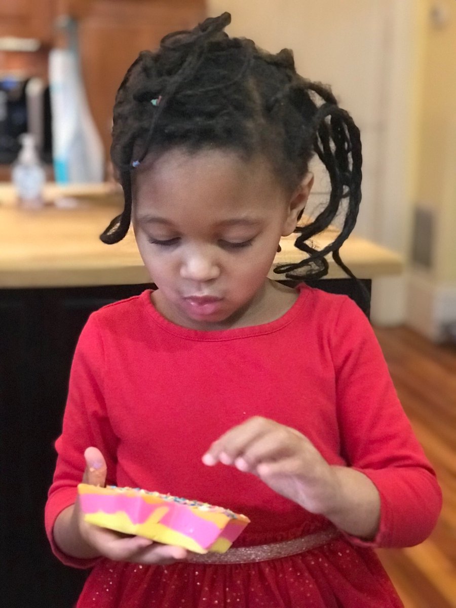 MHarrisPerry's tweet image. Happy 4th Birthday 🎂 to my sweet valentine! #babynerd