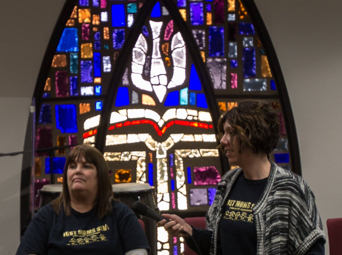 HumansWestLake's tweet photo. • Emergency Community Meeting •
@Justmomsstl held an emergency meeting directly after the proposed remedy announcement was made by @EPAScottPruitt.
Public Comment Flyer: 
https://t.co/o1cFeiyA9Z
Fact Sheet:
https://t.co/KF14KDGnIh
For more pics/details:
https://t.co/dBmgMPZeyU https://t.co/vNkg8dJMth