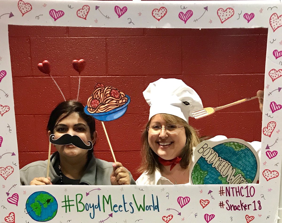 MsRaheelaShaikh's tweet photo. Yum!!! #NTHC10 #Snacker18 #BoydMeetsWorld @DanaeBoyd https://t.co/G8AnEC35dZ