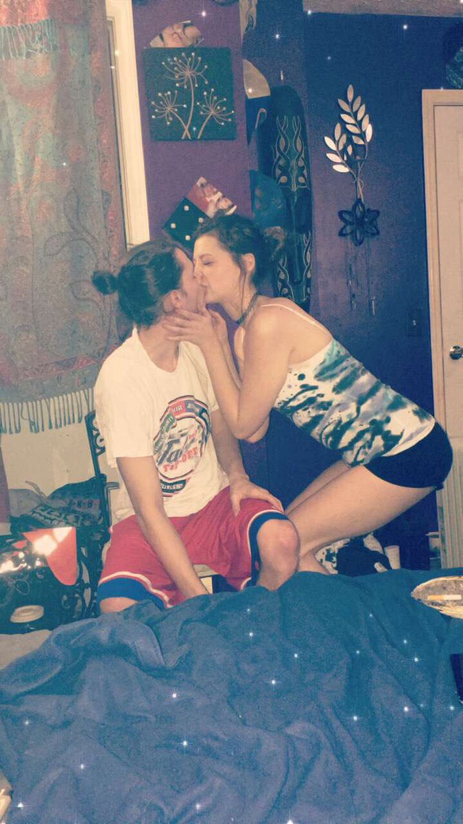 dills_michael's tweet photo. Today was my first ever valentines and I’m glad it wasn’t with anyone else but you especially as we close in on 10 months love you😘 https://t.co/xC125fum9M