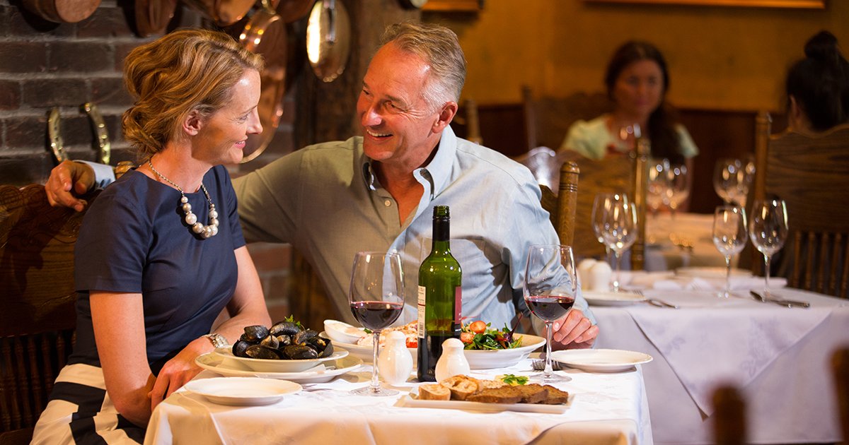 Insight_IE's tweet photo. Whether it's discovering a new place or revisiting an old favorite, travel stokes the fires of love like little else. Tag your favorite travel partner, and never stop exploring with your one and only. #Love #ValentinesDay #Travel 💞🛫🥂 https://t.co/c9I7kKuo7G
