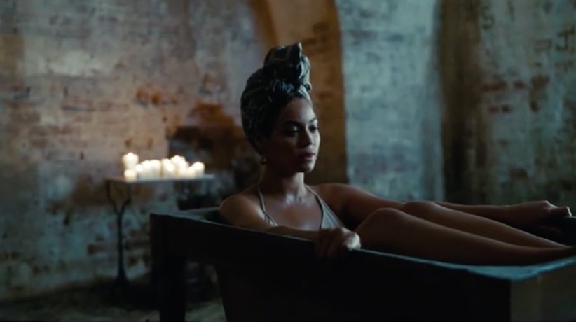 It may be Valentine's Day, but I'll share the very reasons why I love so hard. Read more about, "Confessions From My Lemonade Stand" therealurbanclassy.com/confessions-fr…