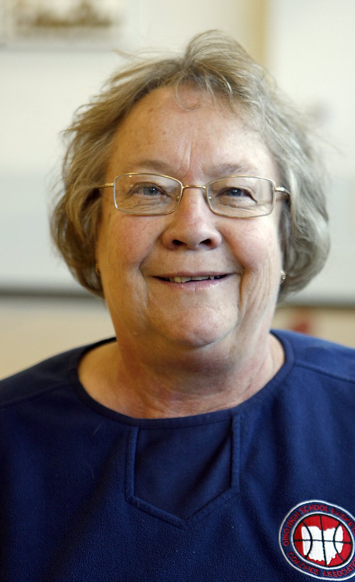 AdamJBaum's tweet photo. Mercy basketball coach Mary Jo Huismann: A career to cherish and remember https://t.co/EiEHaejoUV @MMHBobcats1 @GCL_GGCLSPORTS @OHSAASports #cincyhoops via @Enquirer @ENQSports https://t.co/YccqOUYq7A