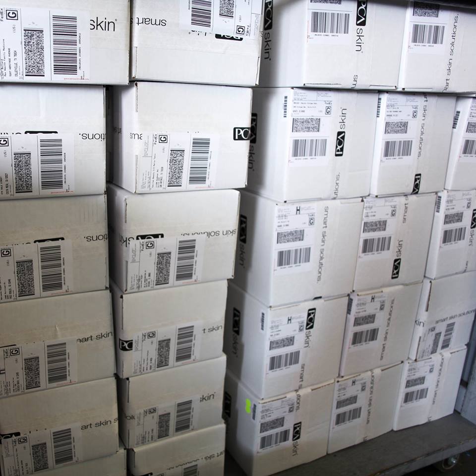 PCASKIN's tweet photo. There's a whole lot of #PCASKINLove surprises packed in these boxes! There's still time to get your #ValentinesDay gift. All purchases on #pcaskin.com receive a hand-picked gift through midnight PST. https://t.co/rFzQYVv1G5