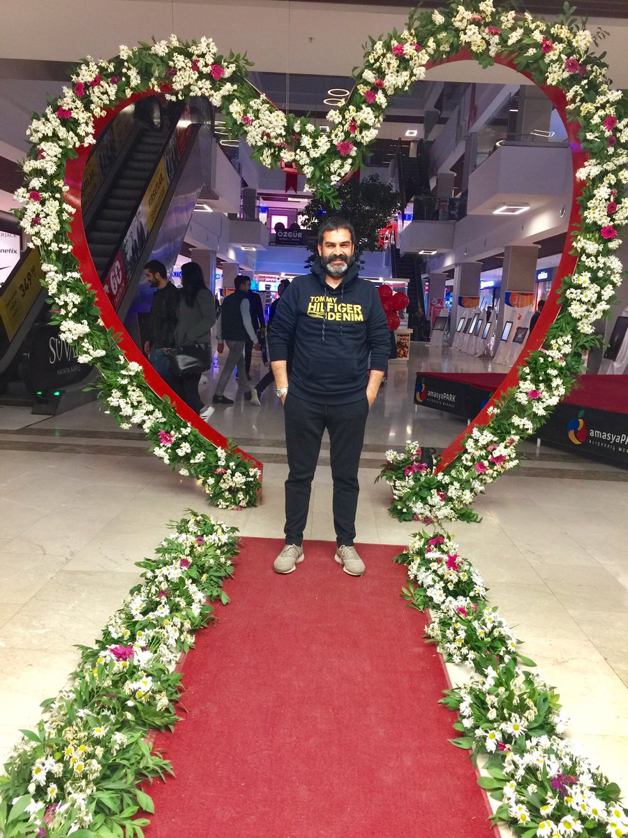 sultanyarizzet's tweet photo. Gözyaşı ile yıkanan yüzden daha temiz bir yüz olamaz. -  14 02 2018  Amasyadan selamlar https://t.co/dte82DWf50
