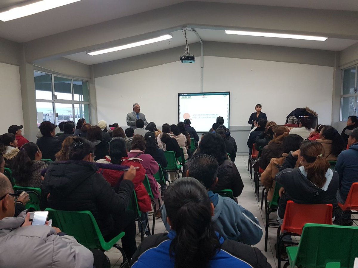 TIZAYUCA_COBAEH's tweet image. Junta con padres de familia para la toma de decisiones de la  clausura de sexto semestre.  
@gedithpalacios 
@COBAEH_HGO