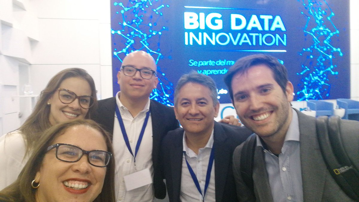 michellerserra's tweet photo. Listos para empezar el #BBVABigDataInnovation https://t.co/2HVbjNDhzX