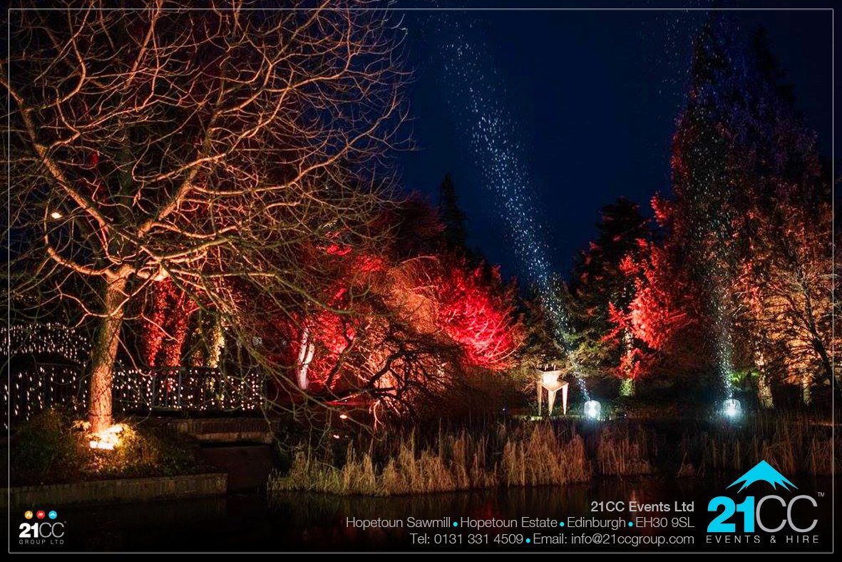 21CC_Group's tweet photo. Is it a bird? No! Is it a plane? No! Its some super awesome photo's from our #Superhero nights at Perth Riverside Lights.
Photographer credit: Ian Potter @PKPerspective
#21CCevents #21CCproductions #21CCmagic #PerthRiversideLights https://t.co/9N3YIeG1Zt