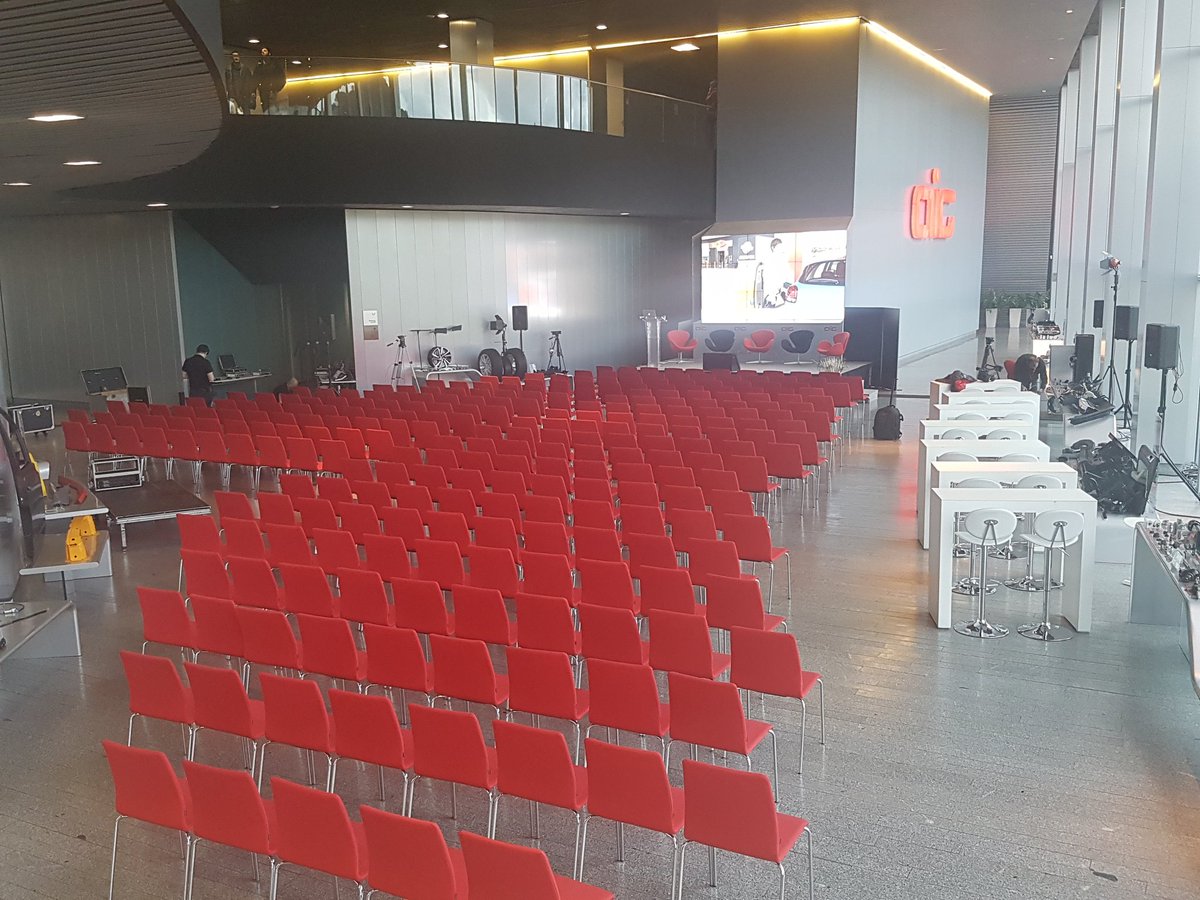 JaimeBalaguer's tweet photo. Todo listo para acoger mañana en AIC el III Encuentro #ACICAE  @expansioncom #DesafiosAuto https://t.co/WzcvJ97Tpj