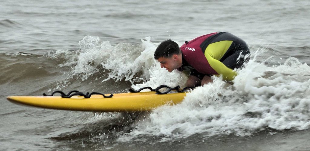 RNLImablethorpe's tweet image. Applications are still open for  paid seasonal RNLI Lifeguards East of England Mablethorpe to Skegness.  Contact Jack_hood@rnli.org.uk
Photos are of a training session with the lifeboats. #RNLI #Lifeguards