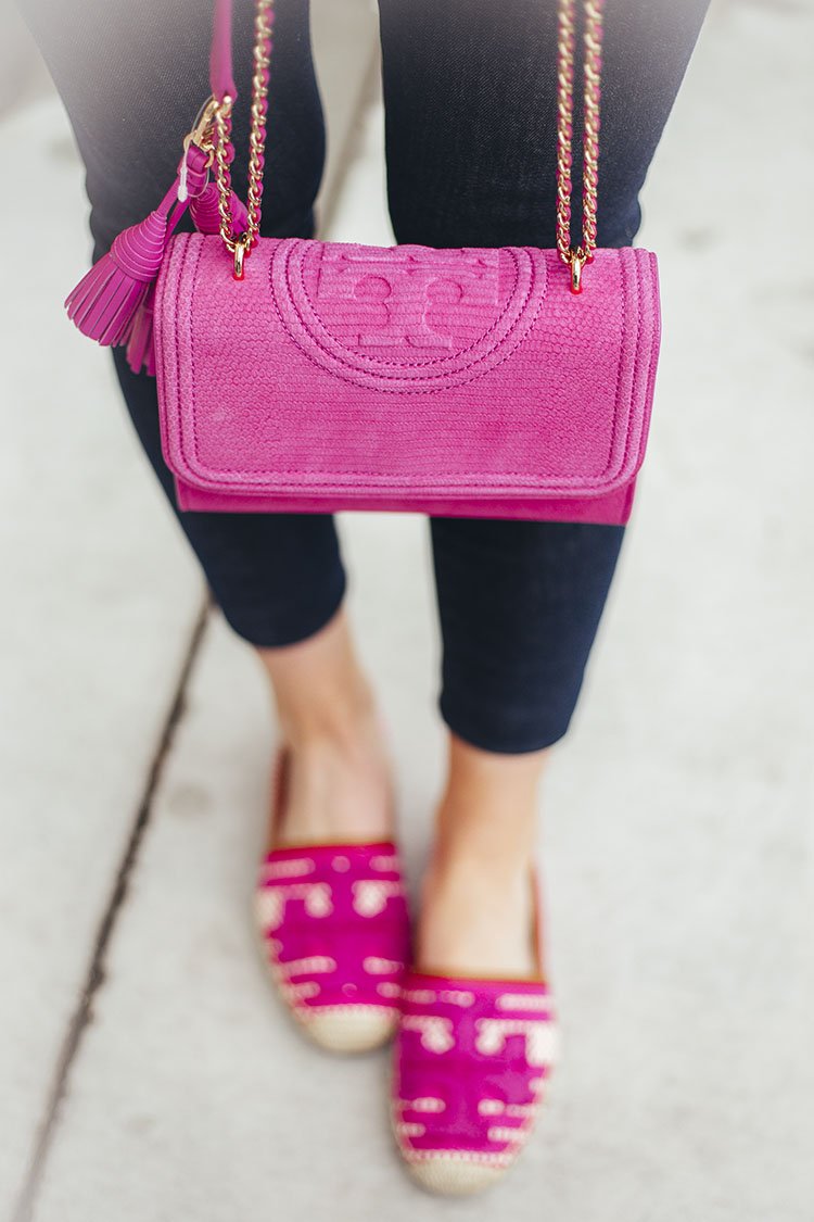 LSSouthern's tweet image. Brand new Tory Burch for less?! Yes, please! Sharing how I scored these pieces all thanks to @eBay! #ebay #fillyourcartwithcolor lonestarsouthern.com/2018/02/14/buy…