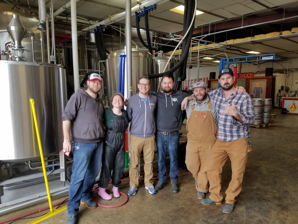 beerworksadam's tweet photo. OG  @AustinBeerworks in da house today! Brewing an oldie but goodie, #czechyoself brohemian pilsner! You really can come home. https://t.co/Irv3XfF5uw