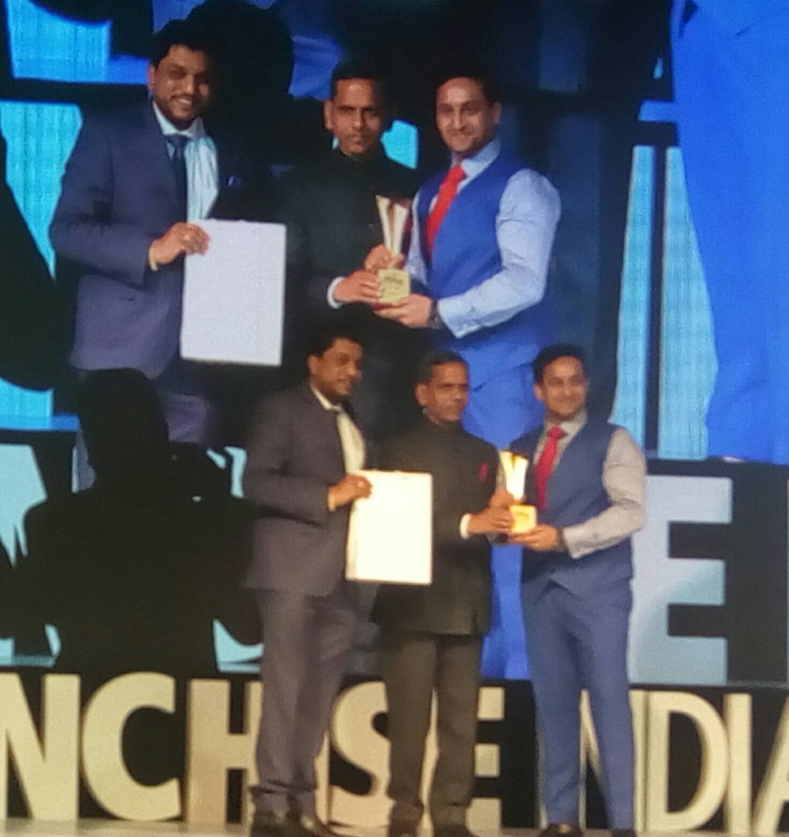 FranchiseIndia's tweet photo. Glad to announce @cashaaLtd as the best technology provider of the year at #SBAwards2018
Congratulations! https://t.co/3QbUhbuVkx