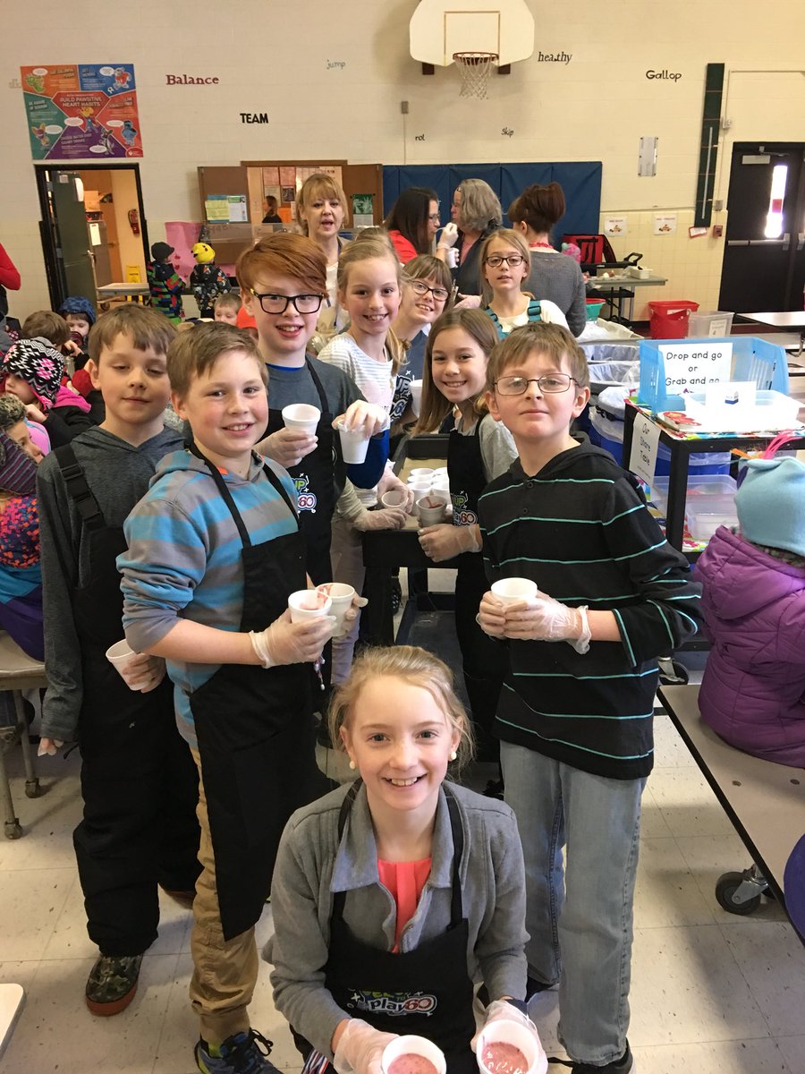 thompsol32's tweet photo. #peachplains @FUTP60 @ghschools    Sharing Valentine’s Day Love w Cherry Smoothies https://t.co/8CMFjZjLs6