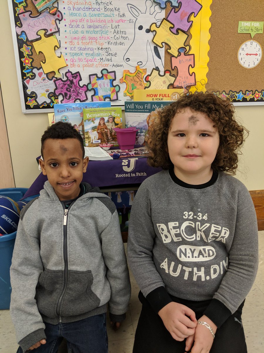 missbaileys2s's tweet photo. Today is the first day of Lent! Today we wear our Faith on our foreheads @stjthunder in remembrance! #prayer #pennance #almsgiving #proudtobecatholic #40daypromises https://t.co/mWXloUgYoc