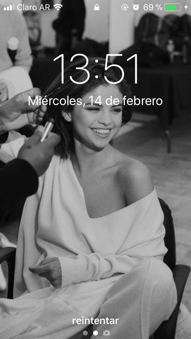 carolsdrew's tweet photo. la última foto q guardé estoy tentada
@selenagomez #BadLair #BestMusicVideo #iHeardAwards https://t.co/XQlV5QLCWb