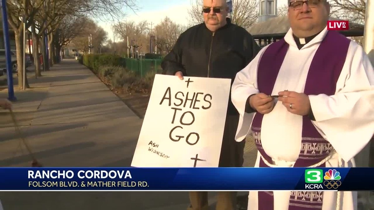 kcranews's tweet photo. Priests give Ash Wednesday blessings to Sacramento commuters https://t.co/Rrv431q6Ru https://t.co/HHqG7yTq97