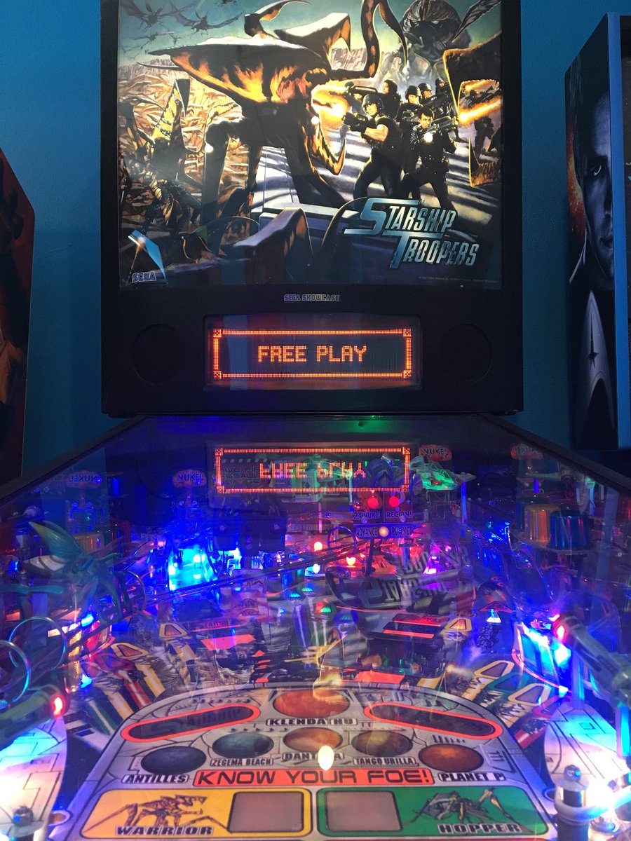 BounceMilwaukee's tweet image. We heard that you wanted more pinball (and that you’re a fan of anti-fascist, pro-immigration, faux-propaganda 90’s dystopian movies)!

It’s included with your Bounce or Everything wristbands. Put the quarters away, maggots! #serviceguaranteescitizenship #brainbug #milwaukee