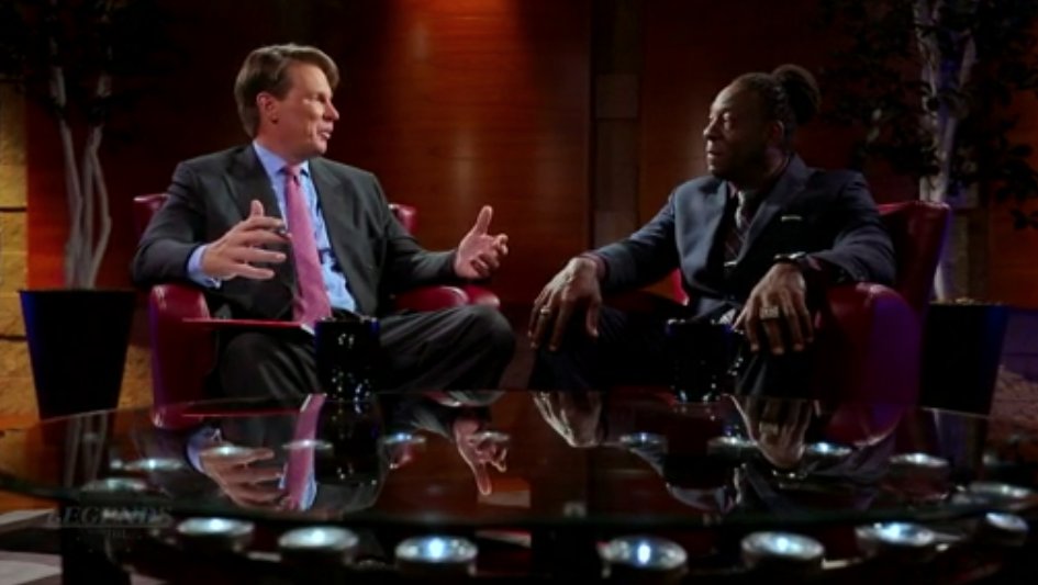 ClubWWE's tweet photo. Tune into @WWENetwork RIGHT NOW for #LegendsWithJBL as @JCLayfield sits down with @WWE Hall of Famer @BookerT5x! https://t.co/Dfdfkn1Z4w https://t.co/UhrFNBnA44