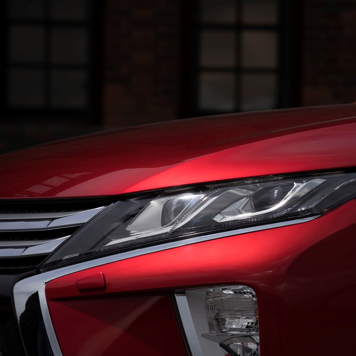 MitsubishiUK's tweet photo. The only Valentine you need... the all-new #EclipseCross.

Happy #ValentinesDay!

Find out more at: https://t.co/LTxNZ1r0gy https://t.co/fTJwvNUVIZ