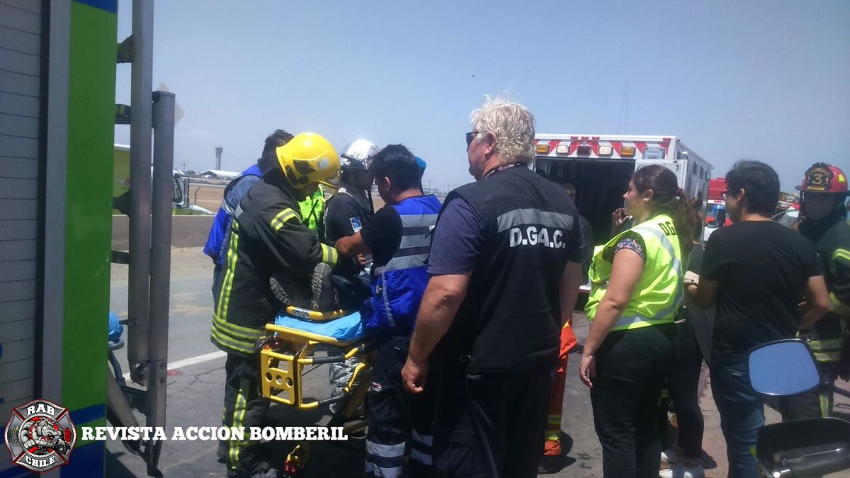 RABCHILE's tweet photo. Bomberos Quinta Normal.
Ahora #Rab10 se encuentra en 10-4-1 (Rescate Vehicular Simple) en Camino Renca Lampa y Camino Particular. Se trata de volcamiento de Unidad B-11, tres Bomberos lesionados.
Unidades: Q-6, B-8, S-3, K-1, B-5.
@reddeemergencia @LuisDittmanCBQN @CBQN https://t.co/oYQOraG2aR