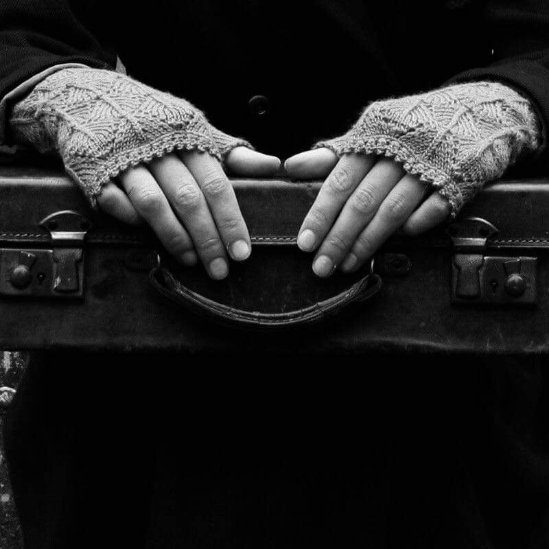 Değmiyor bazen uğruna yorulduklarımız.

Nazım Hikmet