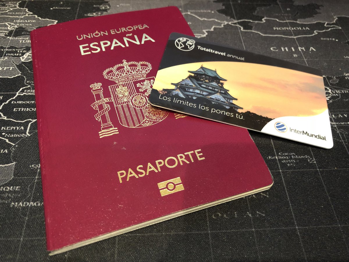 mochilerostv's tweet photo. Nuevo pasaporte. Seguro de viaje #Totaltravel anual con @InterMundial_ES y todo un año por delante para viajar 😍 #mochileros #ViajarLibres https://t.co/F36wqywgMG