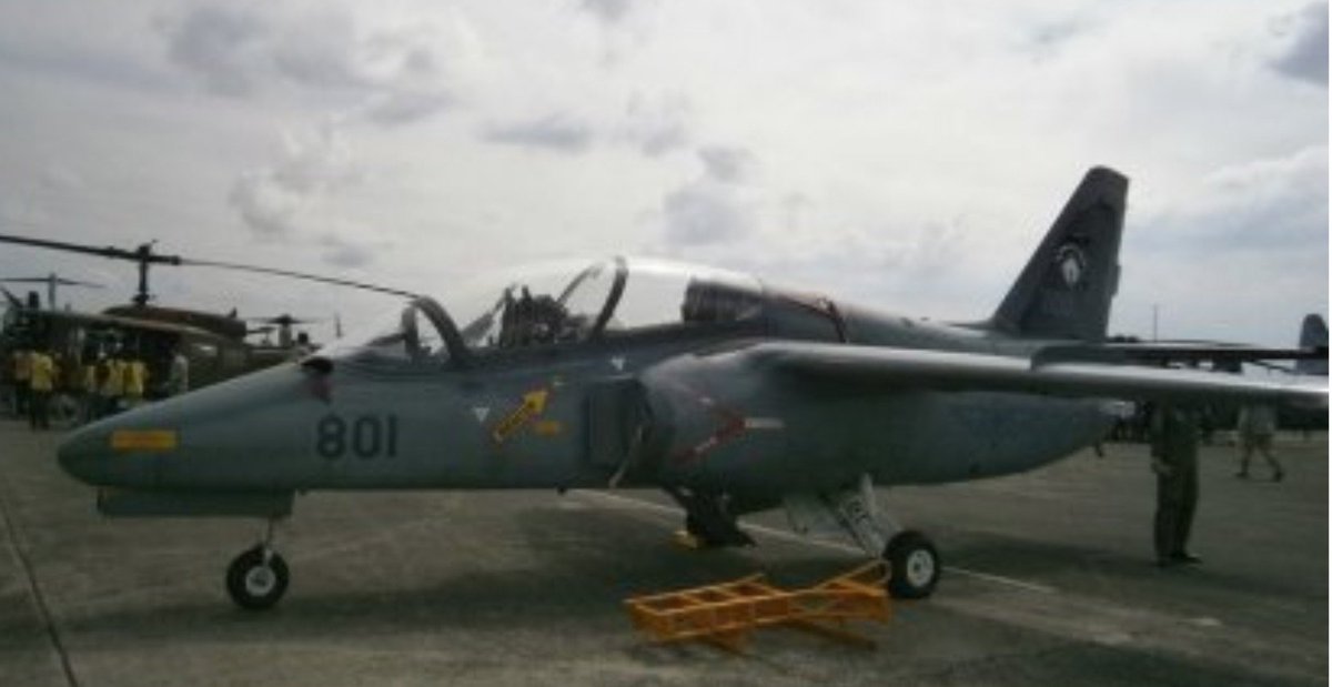 PHNewsDaily's tweet image. The SIAI-Marchetti S-211 jet trainers ejection seats up for maintenan update.ph/?p=24330 #fa50ph #Philippines
