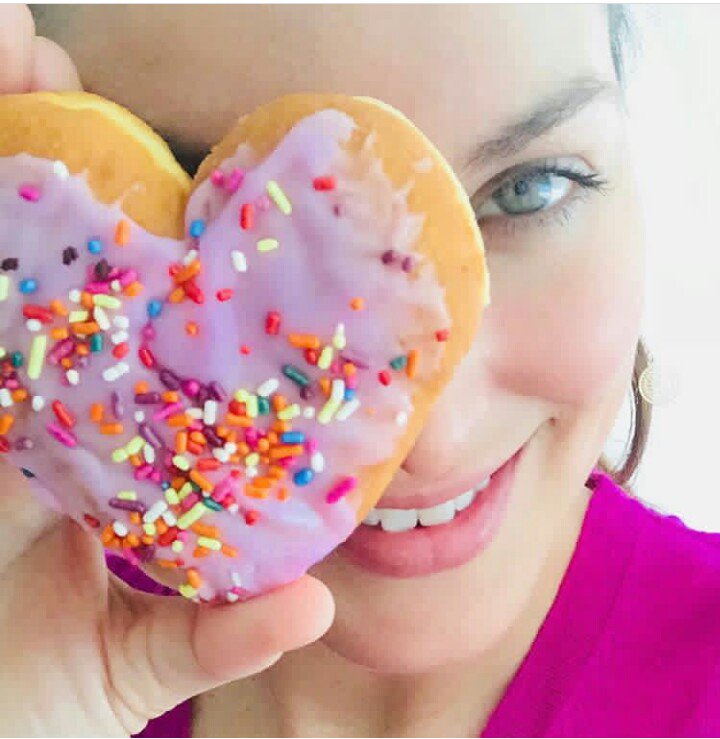 Fraina_06's tweet photo. #FelizDiaDeSanValentin #AmorInfinito te queremos mucho @BLANCASOTOTM 💗💖💫😍😘😘 https://t.co/JnAi7CKQNC
