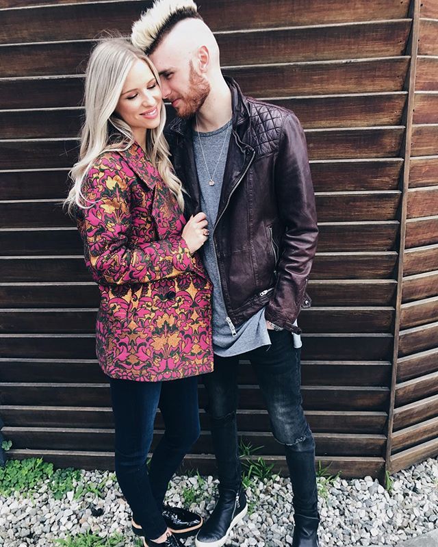 MrsAnnieDixon's tweet photo. Happiest Valentine's Day-everyday-is-Valentine's-day to my husband!!! I believed God would answer my prayers and He SO did!!! You're exceedingly, abundantly above! You're kind, goofy, committed, strong and sensitive. The future is bright✨ #jer29v11 https://t.co/0MpNHtEero https://t.co/Gy0GP3Iaxu