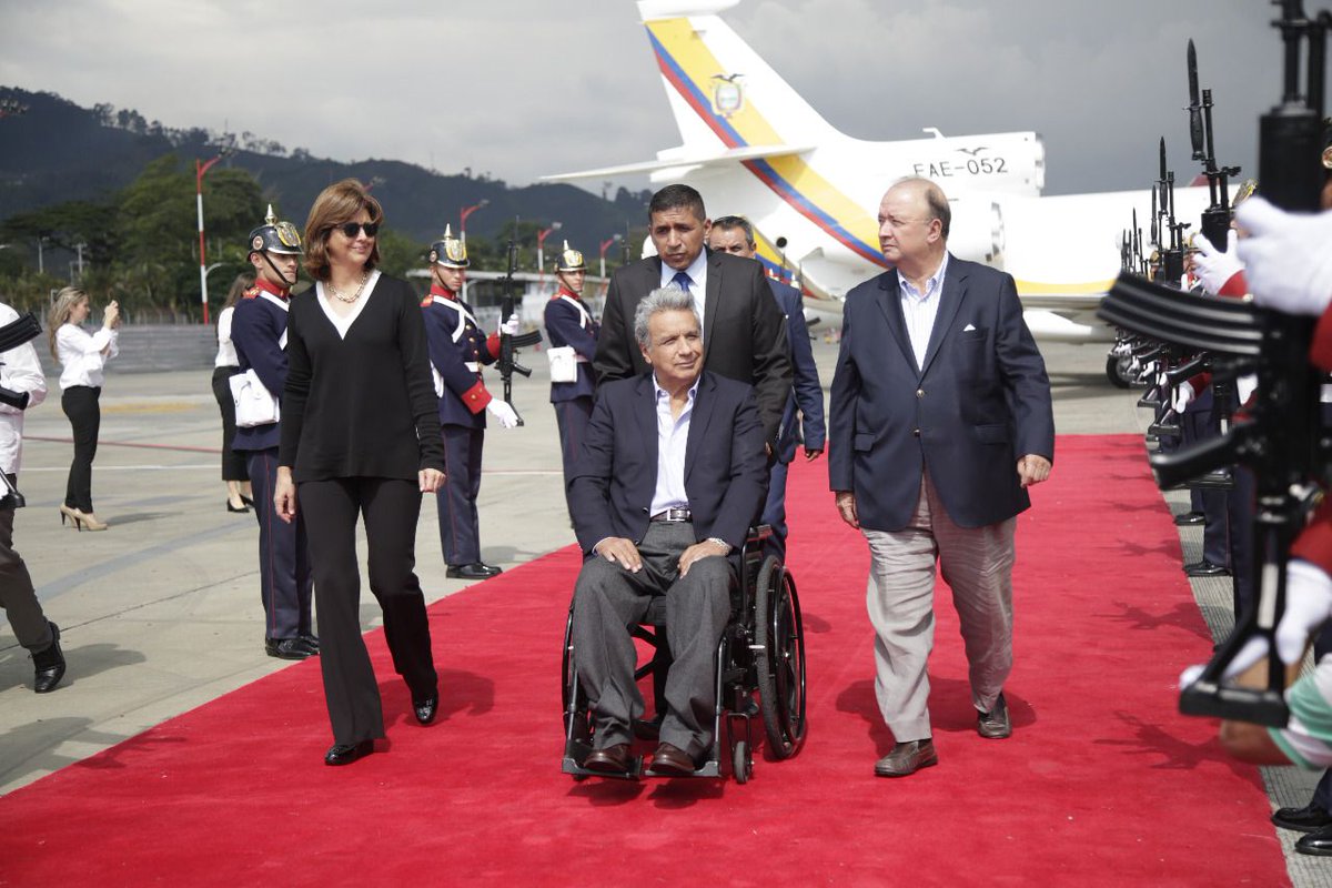 Hemos arribado a Pereira, ciudad del eje cafetalero en Colombia, Patrimonio Cultural de la Humanidad. Tenemos grandes expectativas por nuestro gabinete binacional que tiene varios  temas de interés mutuo. #EncuentroColombiaEcuador