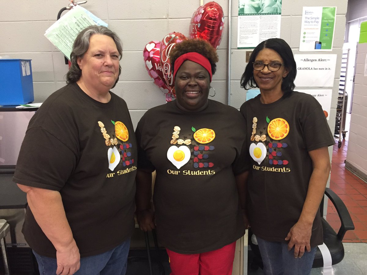 KosyUpper's tweet photo. We love our cafeteria ladies and janitorial staff!! Thank you for all you do!! https://t.co/NtvyMtFnDb
