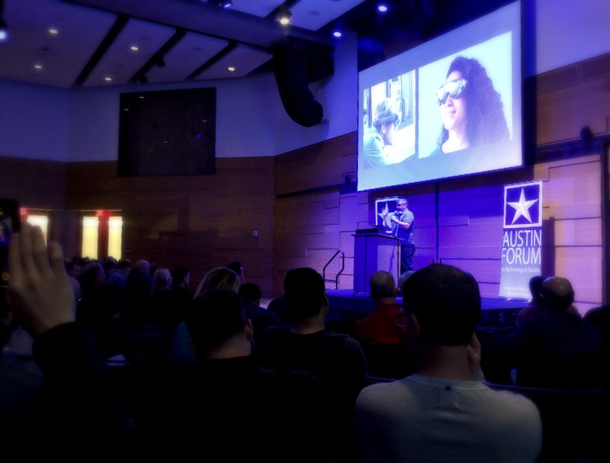 JoerisGC's tweet photo. The current state of AR, VR and Mixed Reality? --- "It's that fine line of managing technology's capabilities and social norms." --- Said by founder of @HookBang, Frank Roan during @AustinForum presentation. --- Location: Austin Public Library -- #Innovation #VR #RealityAF https://t.co/gKISP4NJf6