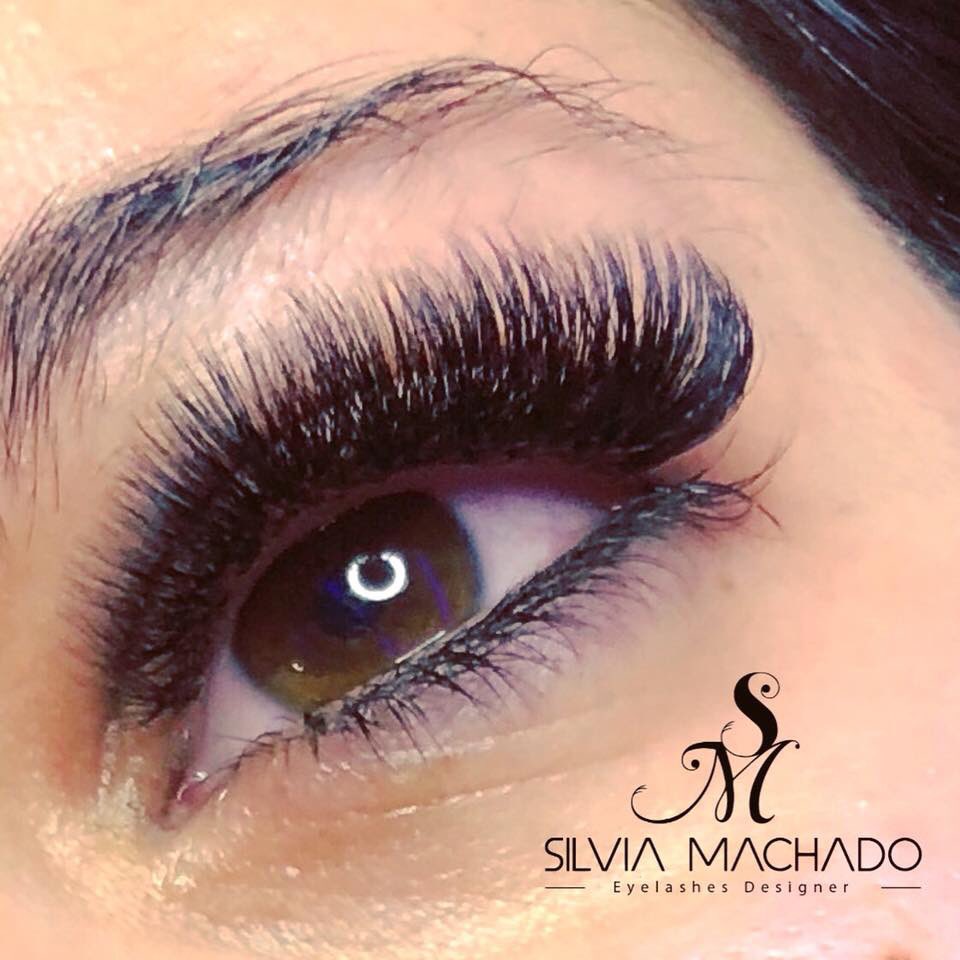 MachadoAtelier's tweet photo. Faça já sua marcação por mensagem  privada na página 
ou 👉 📞 924 317 825 

#alongamentodecílios #lashes
#extensaodepestanas #3D 
#Silviamachado #6D  #9D  #12D #atelierdepestanas #volumerusso #eye #lashesLisbon #pestañas #cursodepestanas #trainer #training #lashesvolume https://t.co/w0QwEvfc4I