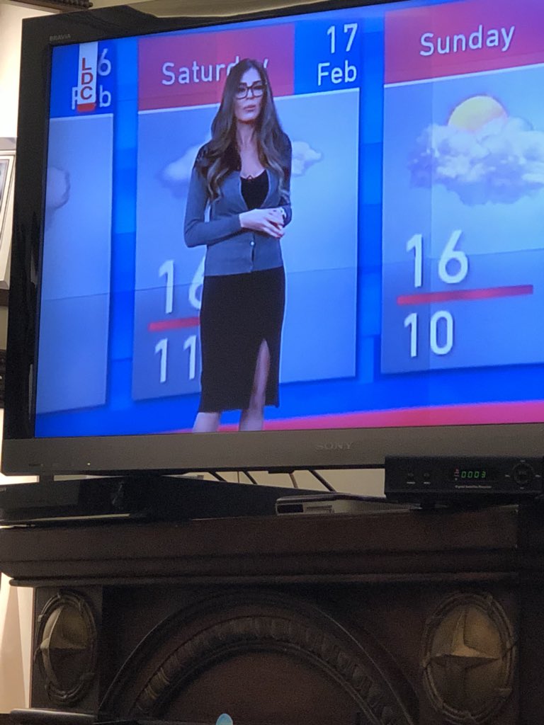 ngmbossman's tweet photo. @Rassizeina   Always in style, Classy, very classy lady 💃 https://t.co/A1EGSRZWn0