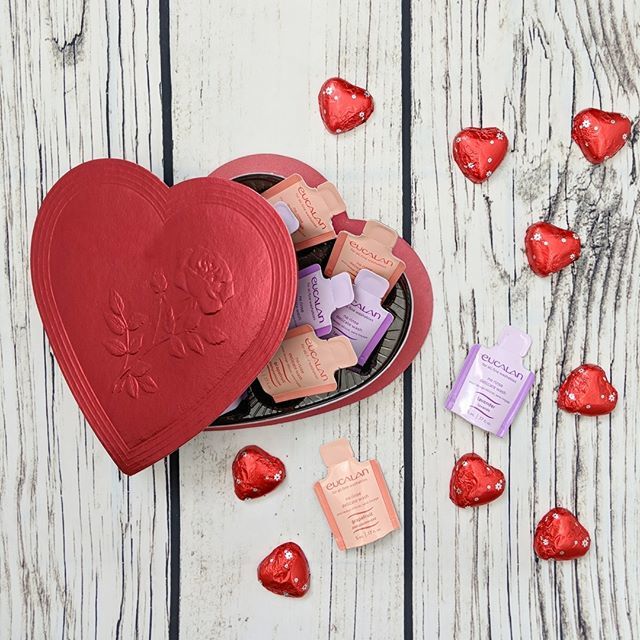 Eucalan's tweet photo. I mean, chocolate is great and all.... but when it comes with Eucalan, then you are totally set! ;) Happy Valentine's Day everyone!
.
.
.
#eucalanfan #woolwash #madeincanada #careforyourknits #biodegradeable #loveyourknits #knitstagram #yarnlove #yarnadd… https://t.co/VnOVrsJxHc https://t.co/wpLbLbo8LW