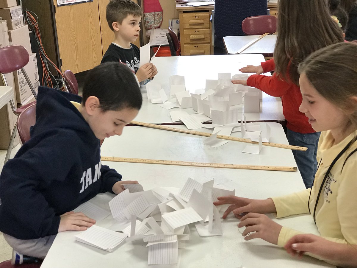 mrs_streeto's tweet photo. 100 Day Towers Round 2!
#engineers #tanseycares #tanseytigers #3rdgradefriends @Frps_Tansey @AngelaStankiew1 @Nogueira3Rachel @frpsinfo https://t.co/66Xit1ehGv