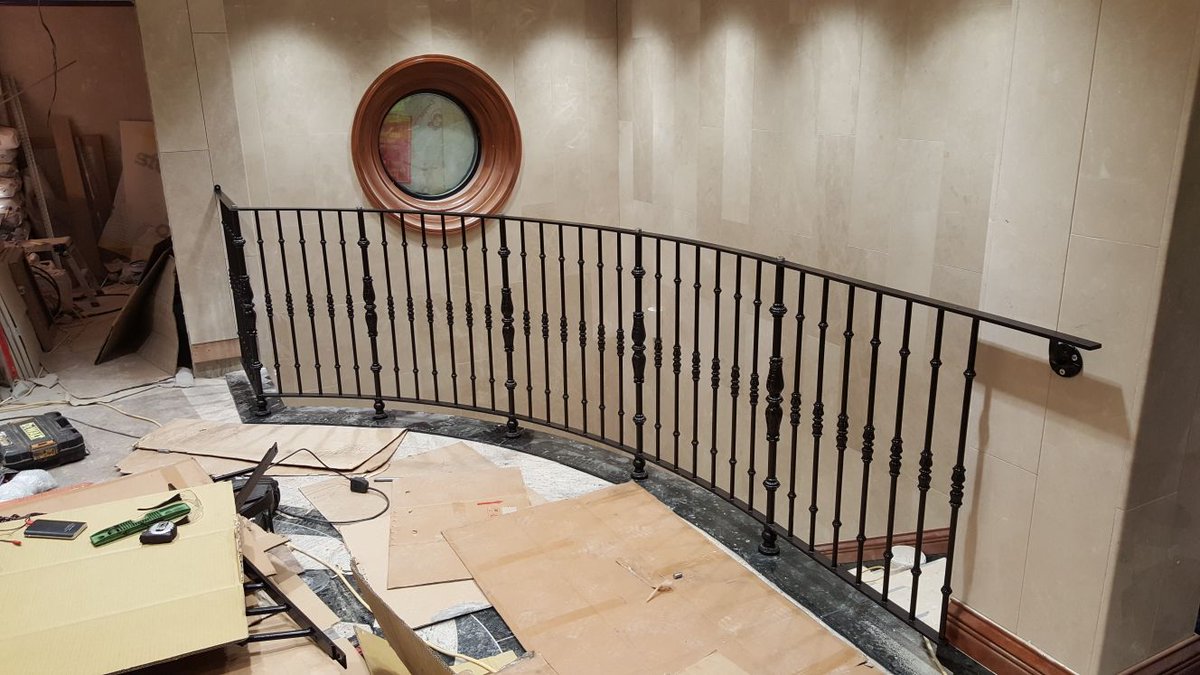 BarzelSteel's tweet photo. The Barzel steel team have just completed installing these Creatively designed indoor railings at a new synagogue in north london

Design &amp; architecture by  @Liebelsch 

#railings #interior #design #handrail  #architecture https://t.co/K4EmMcm5rz
