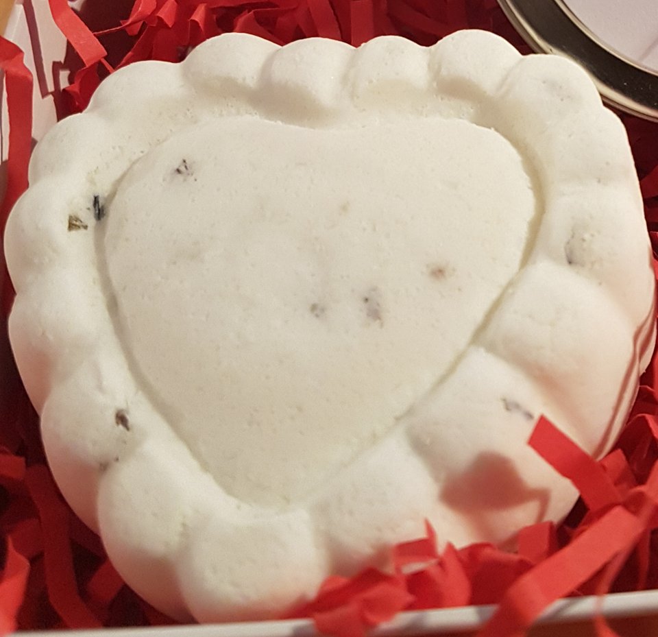 DrOmarChiro's tweet photo. Happy Valenspine's Day from all of us at New Freedom Chiropractic. Thanks for being a valued customer. #ValentinesDay #spine #Chiropractor #HaveaHeartDay https://t.co/eG3JBqhYbn
