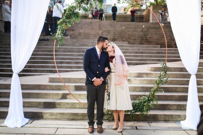 SimplyElope's tweet image. #OnTheBlog An Elopement Extravaganza!

Happy #ValentinesDay! We are celebrating this day of love (and SE's 5th Anniversary) with #elopements (yes, more than one) that have to be seen to be believed!

Thanks… simplyelope.com/love-square-el…