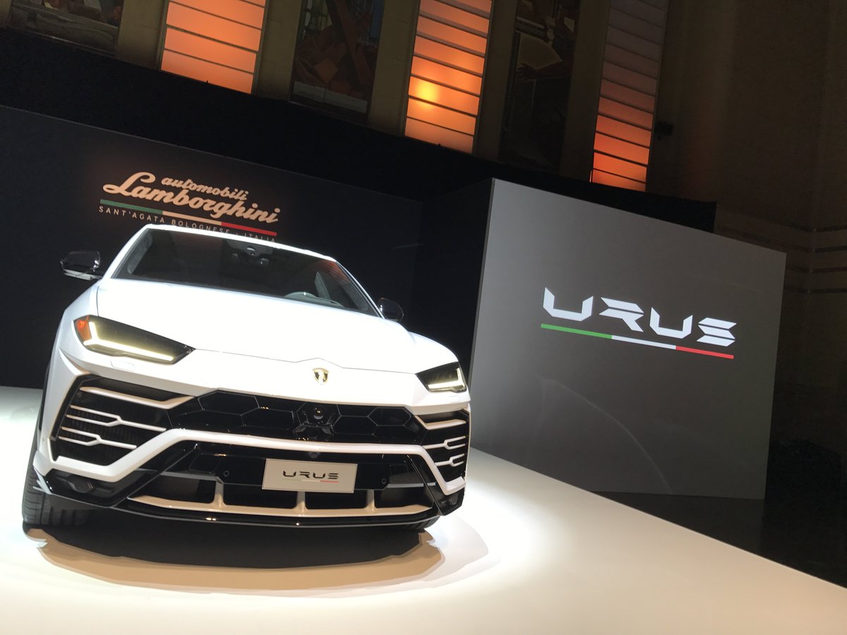 MoVernie's tweet photo. About last night....when my woes & I attended the #LamborghiniUrus Canadian Debut Private Party. Check out my experience here https://t.co/JWNaLAXxOf
@lamborghini #UrusToronto #Urus #BLOG #SuperSUV #SUV #CanadianDebut #GameChanger https://t.co/HBETsrtw4K
