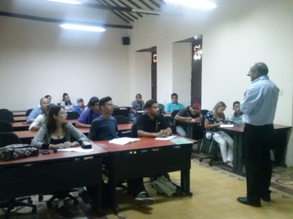 Escuela Taller Coro tweet media