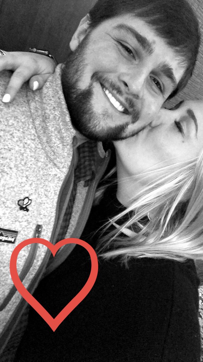 windham25's tweet photo. Happy Valentine’s Day, love❤️ https://t.co/QRJ7uR89n6