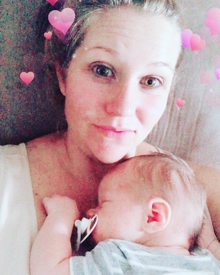 Em0408's tweet photo. You will always be the miracle that makes my life complete. https://t.co/inmoBoMuZc