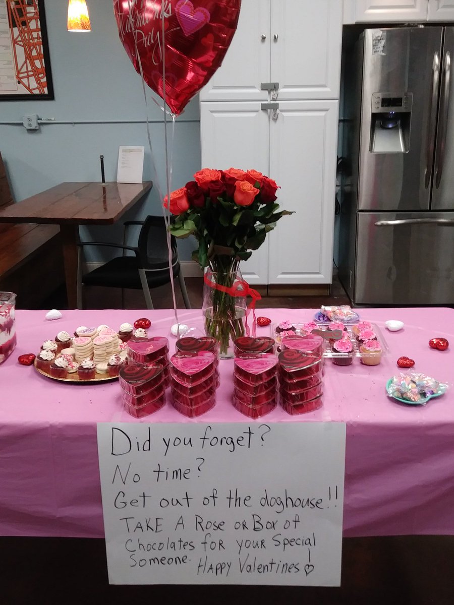 miss_teague's tweet photo. For all my associates who are here with me tonight, thank you and Happy Valentines!@Aaron____Martin @melaniepayneTHD @BabyBoi1977 @mollyrosado76 https://t.co/iqh9xSidfQ