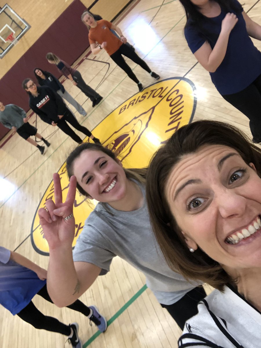 MrsVanRotz's tweet photo. It’s good day when you end it by line dancing with Phys Ed!!#bapride #twoleftfeet #kidsaremovingandshaking https://t.co/VQdPqlcFh2