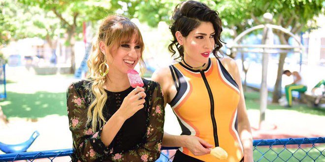 radiofanatica_'s tweet image. "ESTÉS EN DONDE ESTÉS" @haashoficial

radiofanatica.com | 107.6 #Madrid

Estés en #donde estés ya no puedo #prometer ni un tal vez
La vida sigue andando y yo también

#Estés en donde estés
Desenreda todo lo que #esta al revés ... 🎸🎸🎸❤️