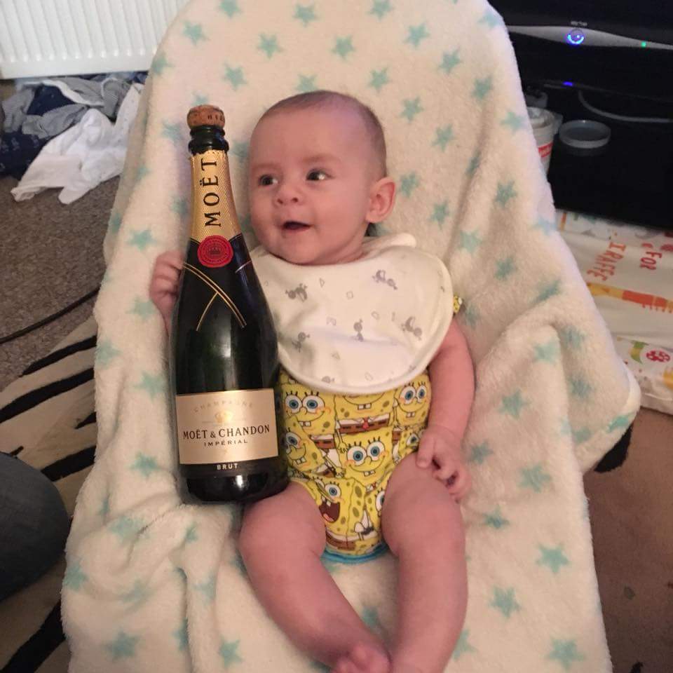 FakeMBrundle's tweet photo. Fake baby Brundle practising his podiums... https://t.co/n6yNszoj0Q