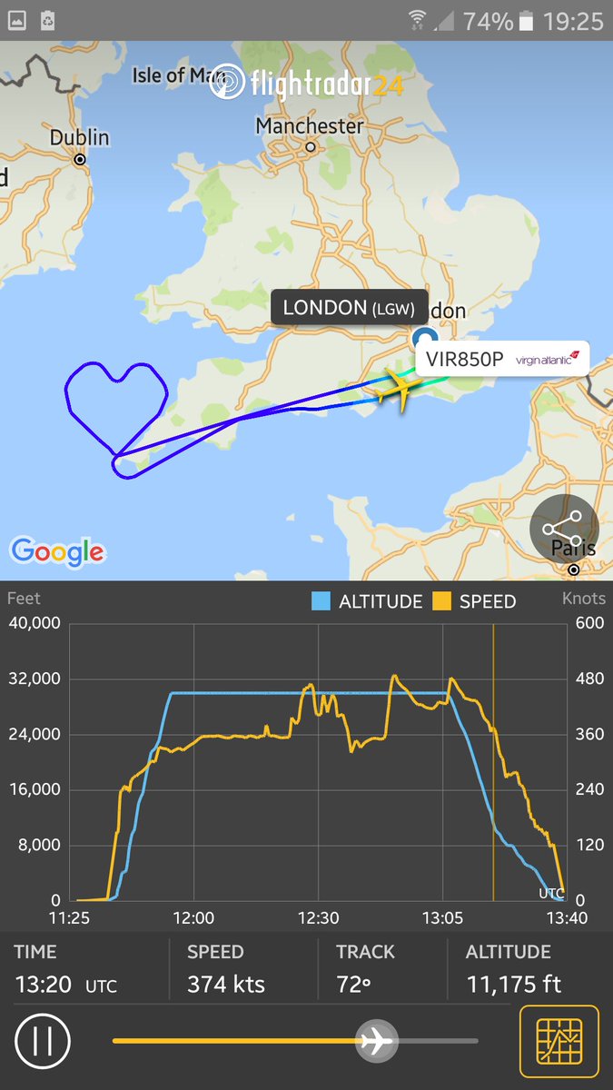 ian_bill67's tweet photo. @virginatlantic G-VMIK VIR850P flight today #ValentinesDay #ValentineDay #aviation #planes #planespotting #contails #aviationgeek #avgeek https://t.co/FowvjXTwyZ