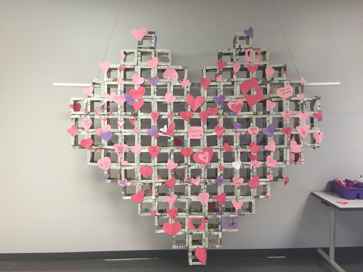 MrsDurell's tweet photo. Happy Valentine’s Day from my geometry classes! https://t.co/7wAPasYSe5
